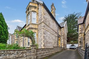 Side of main house- click for photo gallery